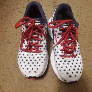 Brooks Launch Running Shoes